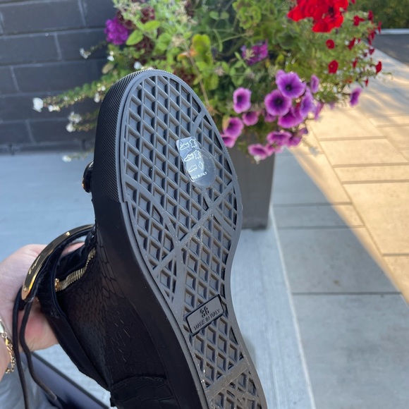 Giuseppe zanotti BRAND NEW - Picture 3 of 7